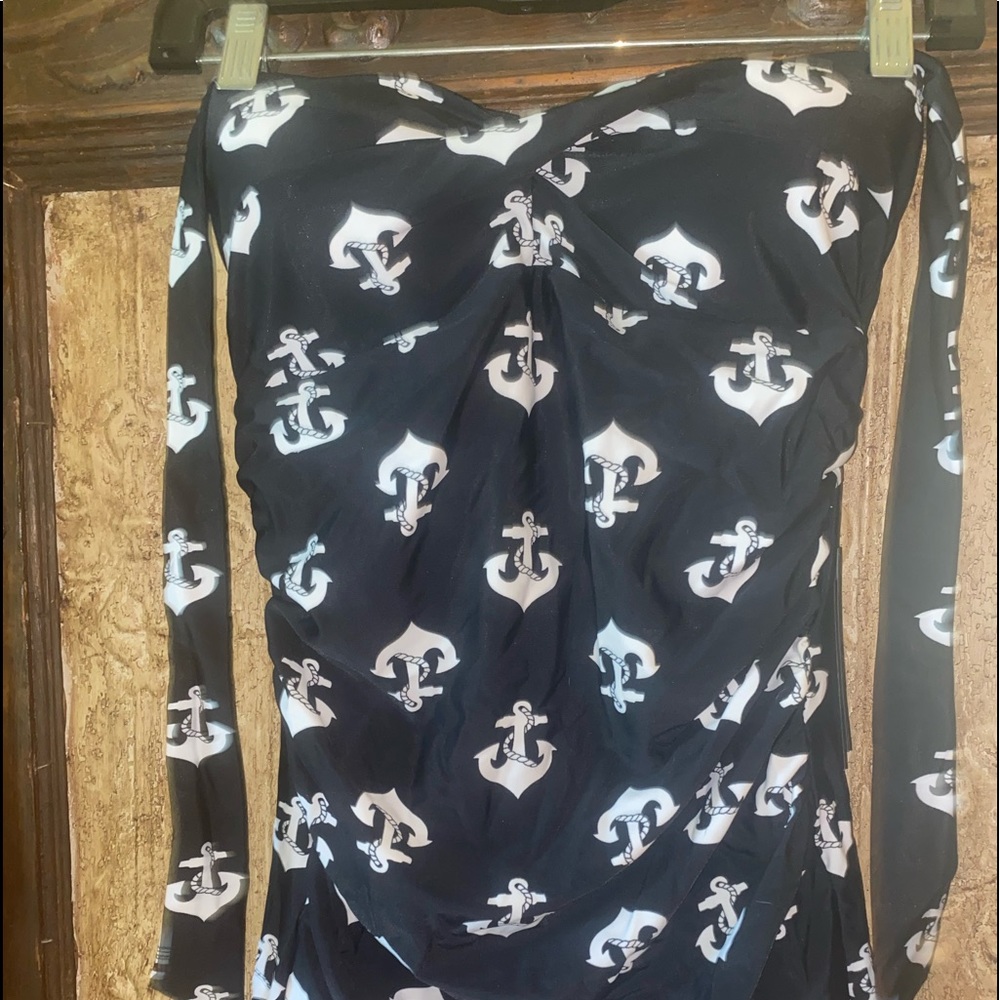 Black White Anchor boy Short style Swimsuit